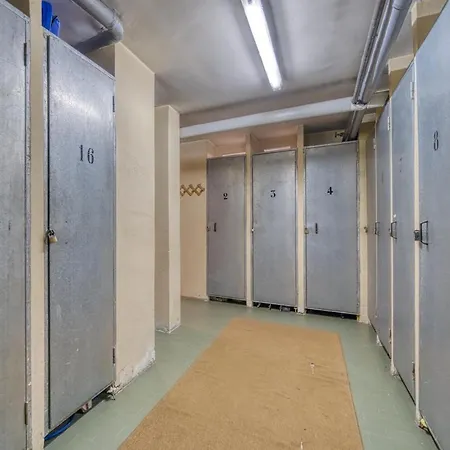 Apartment Elegante Appartamento-100mt Dal Centro-50mt Dalla Seggiovia-wifi-parcheggio Gratuito