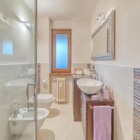 Elegante Appartamento-100mt Dal Centro-50mt Dalla Seggiovia-wifi-parcheggio Gratuito Sauze D'Oulx