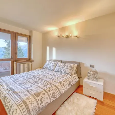 Elegante Appartamento-100mt Dal Centro-50mt Dalla Seggiovia-wifi-parcheggio Gratuito Appartement